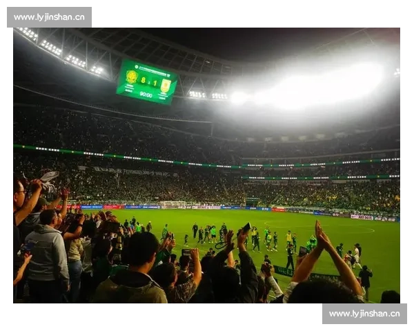 球迷狂欢，彻夜不眠！世界杯，是社交的节日，更是情感的宣泄